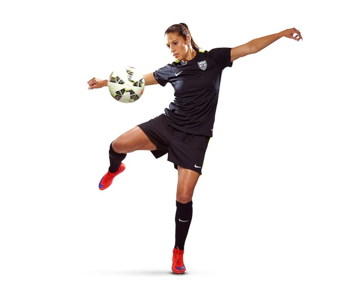 carli-lloyd-X159570_TK1_0785_mask.jpg